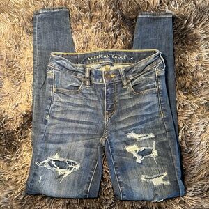 American Eagle Outfitters Women's Distressed Dark Blue Skinny Jeans